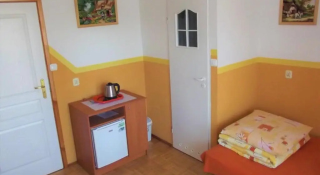 Andrzejówka, Book Hotel Jastrzębia Góra 