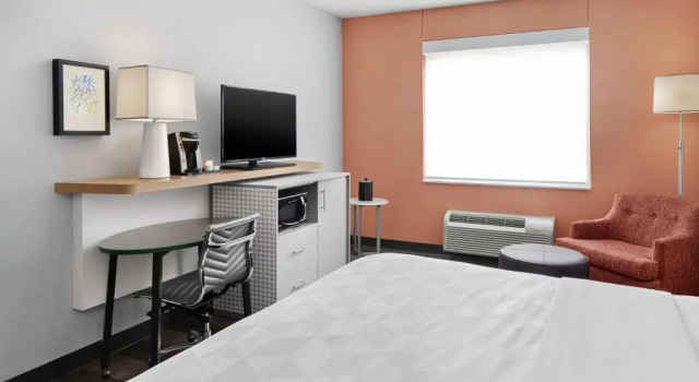Номер Standard Holiday Inn Odessa by IHG