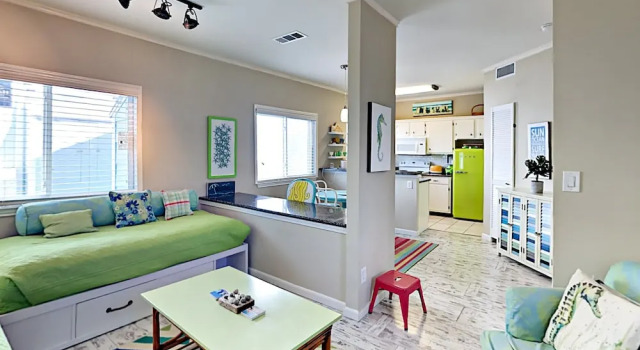 15010 Leeward Dr Condo Unit 203 by RedAwning, Rezerwuj Apartament Padre Island 