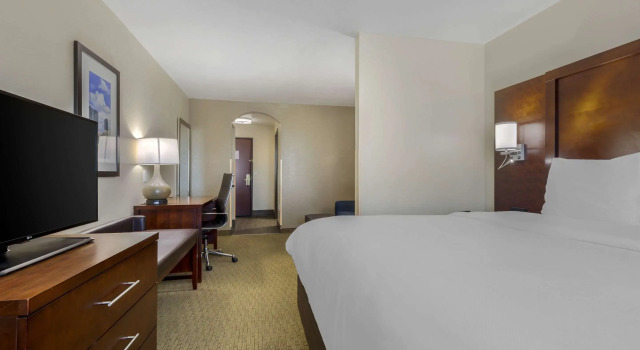 Двухместный люкс Comfort Suites Benbrook - Fort Worth Southwest