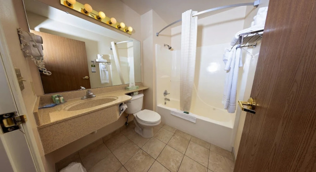 Номер Superior FairBridge Inn Express Dillon