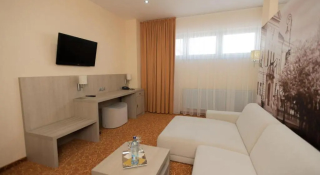 Полулюкс Košice Hotel