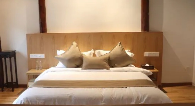 Люкс Taizhou Wuwendongxi Homestay (Shilichang Street Branch)