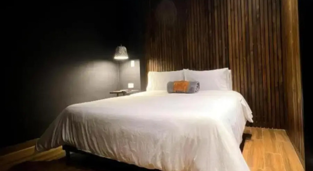 Апартаменты Hotel Lleras Park III