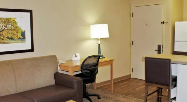 Четырёхместный номер Standard Studio 6 Extended Stay Minneapolis Airport Eagan North MN