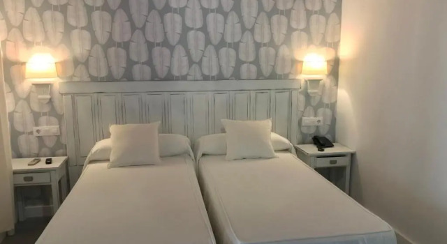 Двухместный номер Standard Hotel Dulce Nombre - Tarifa - Parking Gratis