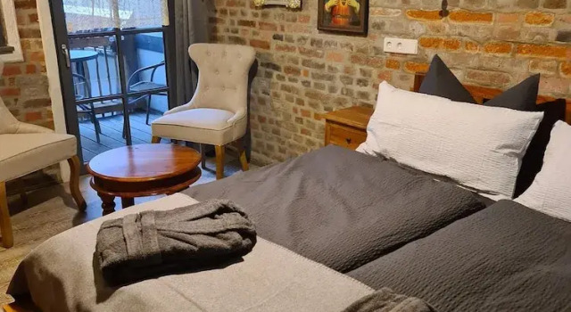 Двухместный номер Classic с балконом и с видом на внутренний двор Hotel b&b altes hinterhäusel