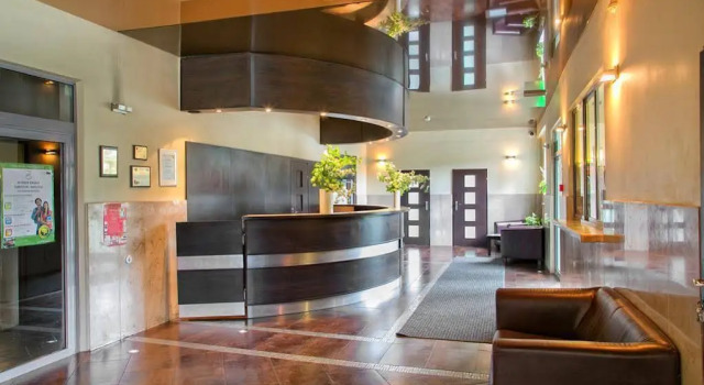 Hotel Monttis, Réserver Hôtel  