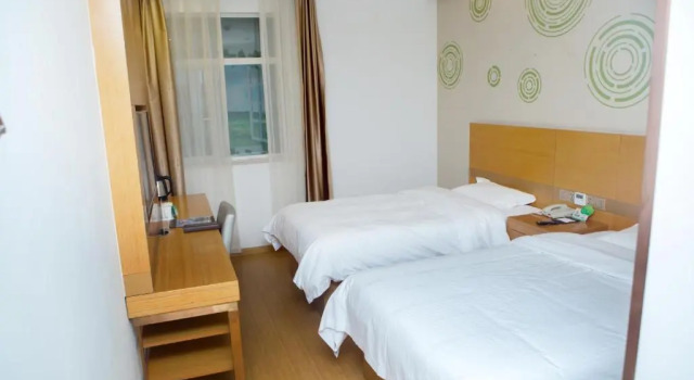 Двухместный номер Standard GreenTree Inn Yangzhou Railway Station Jinzhankou Business Hotel