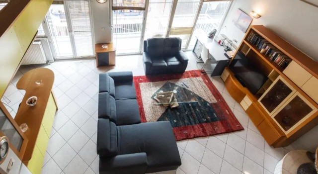 Апартаменты Lovely 150sqm maisonette with an attic in Larissa