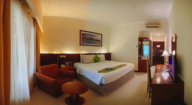 Habitación triple Superior Grand Whiz Hotel Trawas Mojokerto