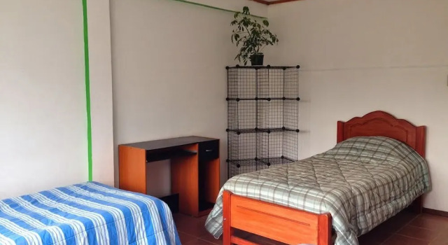 Hostal Color, Забронировать Отель Вальпараисо область Вальпараисо, рядом с Yuguslavo Walk