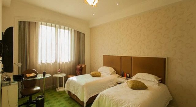 Zhongyu Century Grand Hotel, Book Hotel Hoteller i Beijing Province med parkering, Parkering