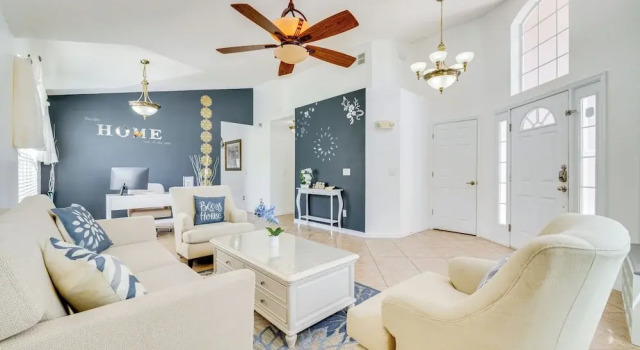 12 Mi to Disney: Family Home w/ Lanai in Davenport