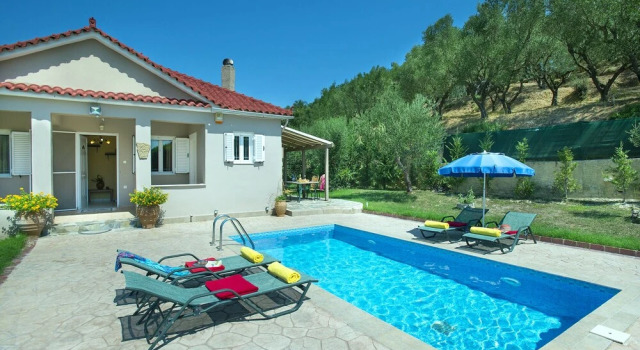 Zante Luxurious Villa-Private Heated Pool & Big Garden