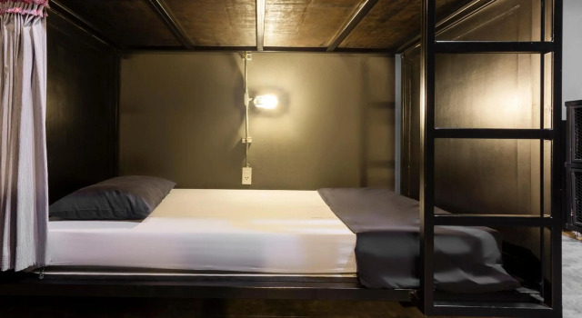 Box Hostel N Cafe, Забронировать Хостел Хостелы Чиангмай, рядом с Chiangmai Ram Hospital, Хостел