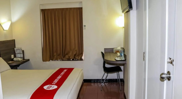 Hotel Arwana, Prenota Hotel Taman Sari Giacarta