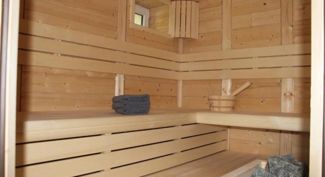 Коттедж с 4 комнатами Traumferienhaus Bergblick Mittelndorf, bis zu 8 Personen, Sauna, Grill