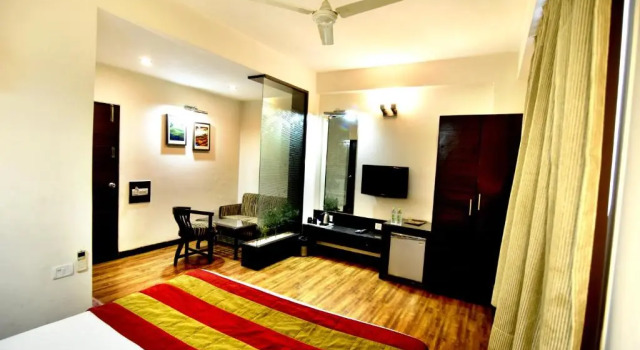 Номер Standard Crystal Inn