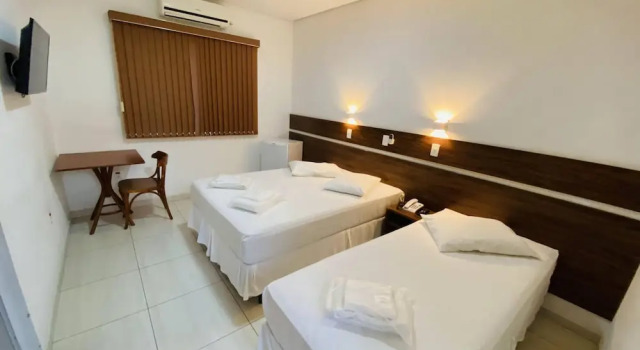 Номер Deluxe Hotel Garrafão - Rua Principal de Boituva