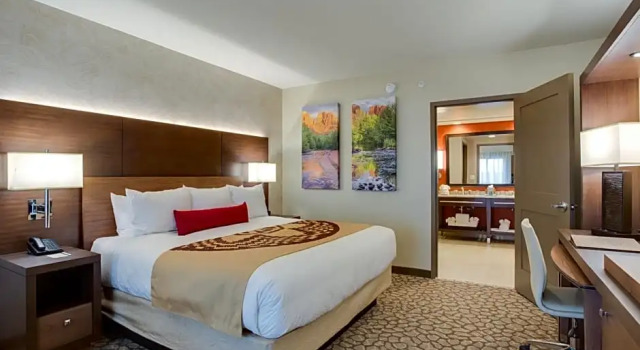 Двухместный люкс Cliff Castle Casino Hotel
