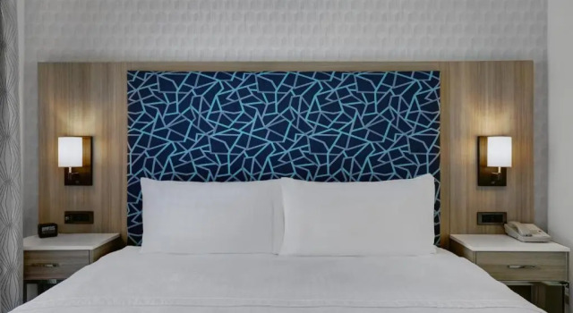 Трёхместный люкс c 1 комнатой Homewood Suites by Hilton London Ontario