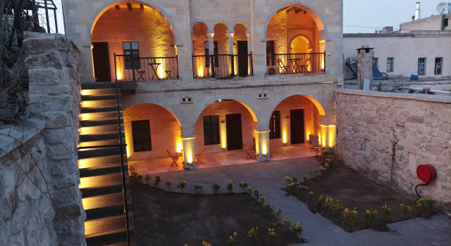 Kayra Cave Suites