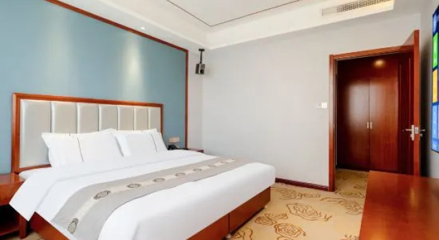 Двухместный люкс Deluxe Jinjiang Inn Select Qingdao Huangdao Boli Dongjiakou