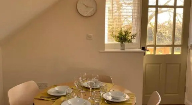 The Piggery, Book Hotel Hoteller i Emsworth med parkering, Parkering
