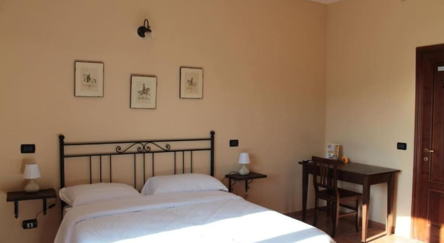 Agriturismo Cera Una Volta, Book Hotel Poggio Picenze 