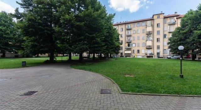 Cenisia & Porta Susa Roomy Flat, Varaa Hotelli 3 tähden hotellit kohteessa Piemonte, 3*