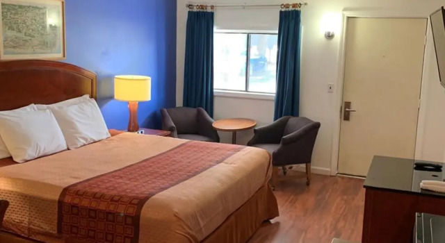 Номер Standard Hampton Motor Inn