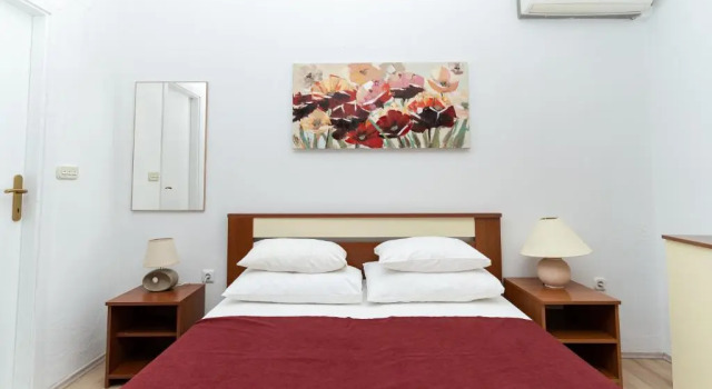 Студия Comfort Benic Apartments