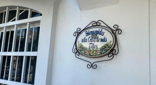 Casa los Titos, Book Hotel Hotels in Colima with Parking, Parking