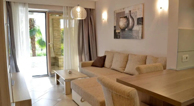 Villa Amalia Apartments, Varaa Huoneisto Hotellit Kvarner Islands uima-altaalla, Uima-allas