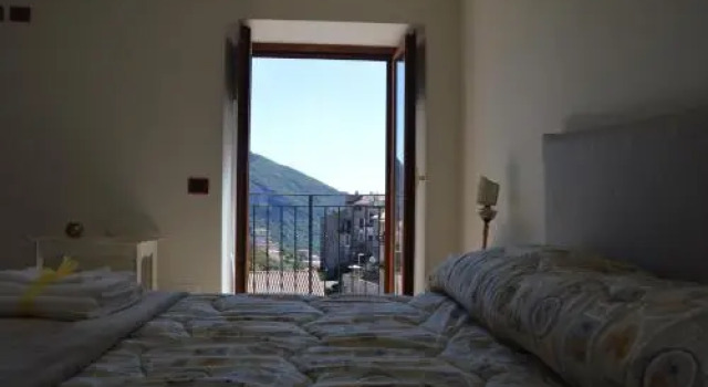 Guest House - Il Granaio, Book Pension Hoteller i Norma med parkering, Parkering