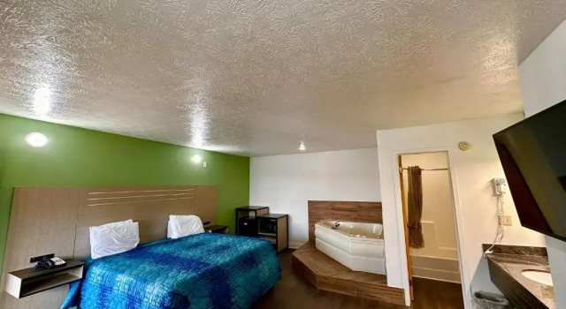 Люкс Deluxe Park Inn by Radisson, Pigeon Forge South