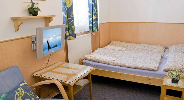 Alice Apartment House, Boek Appartement Hotels in Praag met parkeren, in de buurt van SaSaZu, Parkeren