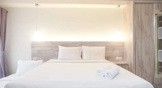 Comfort And Minimalist Studio At Amethyst Apartment, Book Apartment Jakarta Jakarta Province