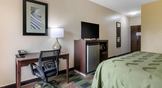Standardowy dwuosobowy pokój Quality Inn Cadiz
