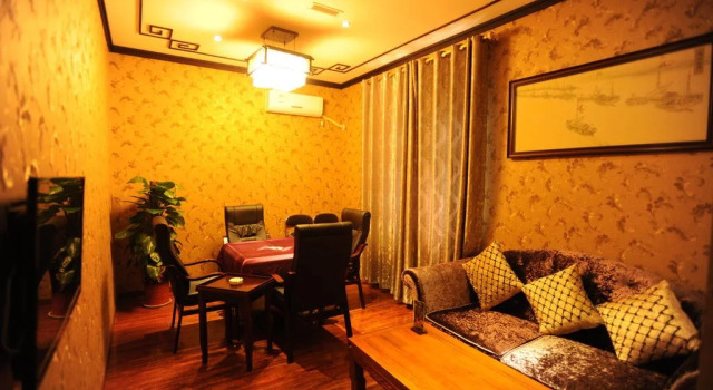 Yi Pin Sanguo Gul Ture Hotel, Book Hotel Qingyang Chengdu