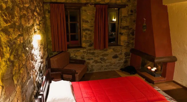Villa Vadola, Book Villa  