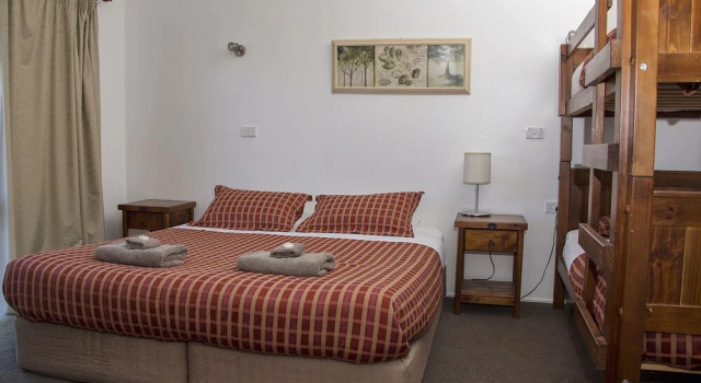 Delatite Apartments - Timbertop and Fir, Rezerwuj Apartament Merrijig Victorian High Country