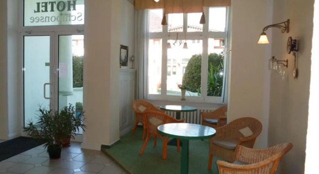 Номер Standard Hotel Schloonsee, Garni