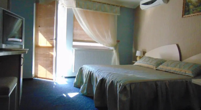 Двухместный номер Deluxe с балконом Hotel Serpanok