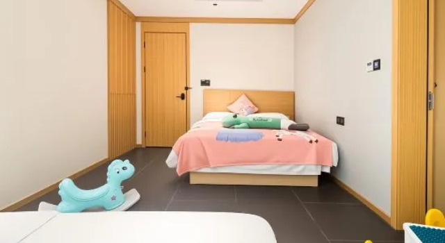 Пятиместный семейный люкс Yangshuo Yuting Hotel