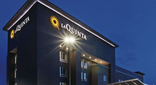 La Quinta Inn & Suites by Wyndham College Station South