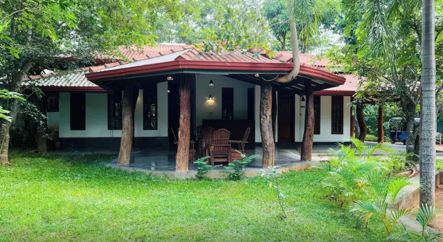 Kingfisher Resort & Retreat Sigiriya