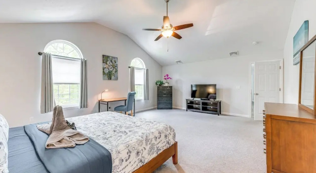 Walk to Beach: Family-friendly Arrowhead Lake Home, Book Feriehus Sommerhuse i Pennsylvania, Hytte