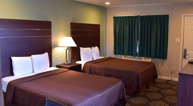 Четырёхместный номер Standard Country Inn